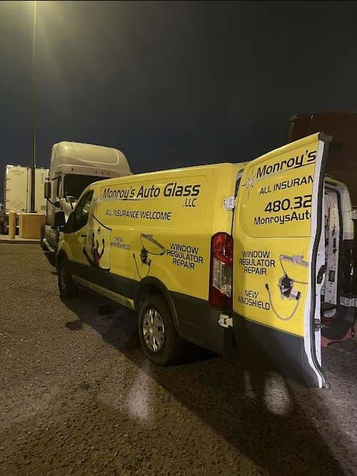 Image of Monroy's Auto Glass - Chandler