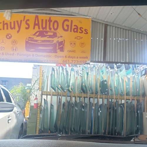 Image of Chuy's auto glass