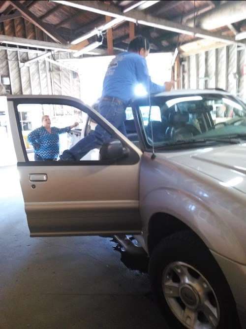 Image of Chuy's Auto Glass