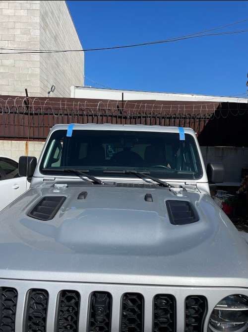 Image of Ultimate Auto Glass & Electronics