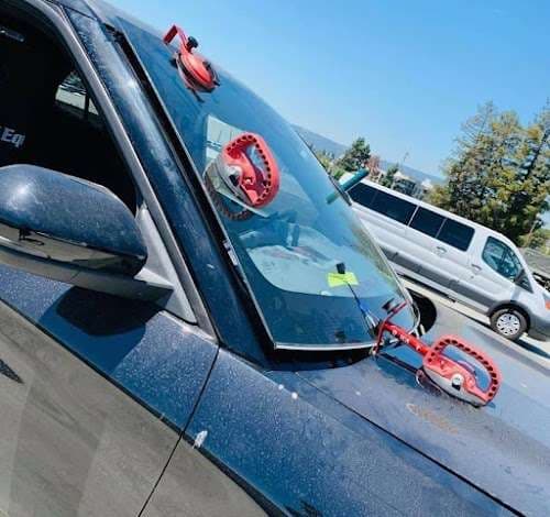 Image of Mint Mobile Auto Glass