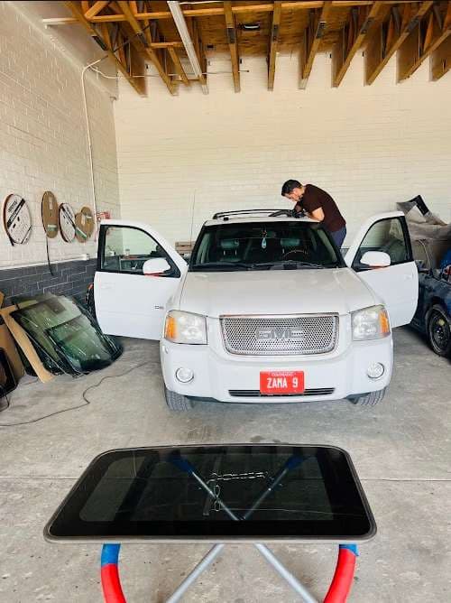Image of BEST AUTO GLASS LLC