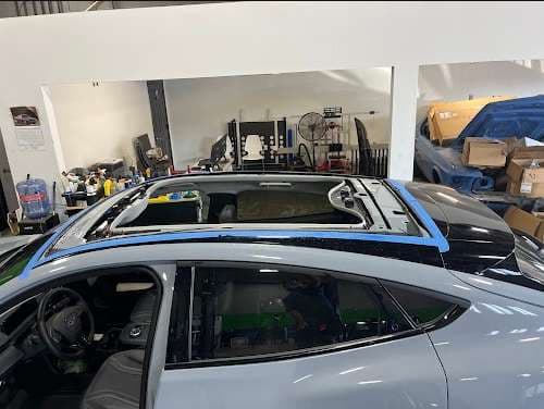 Image of J J Auto glass