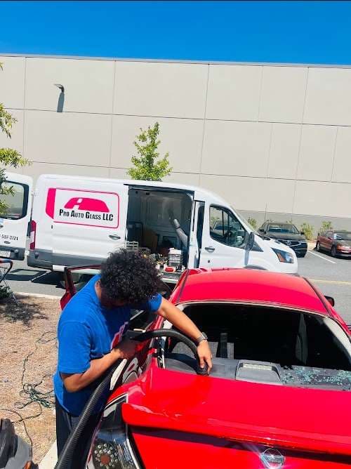 Image of PRO AUTO GLASS LLC