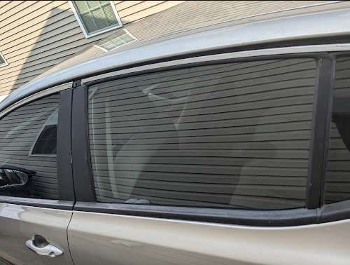 Image of 502 Auto Glass