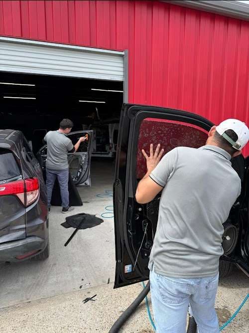 Image of Auto Glass Jireh LLC