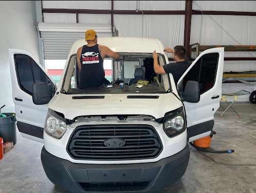 Image of Fleur De Lis Mobile Auto Glass