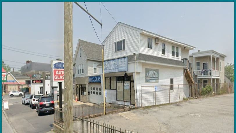 Image of Mammoth Auto Glass, Mirror, Shower Door Repair & Custom Glass in Lowell Mass