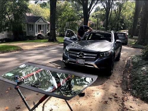 Image of Auto Glass Experts