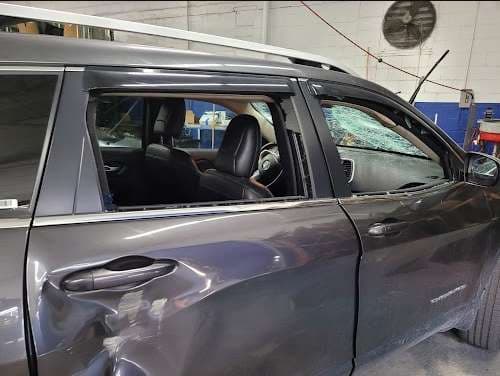Image of Excellent Low Price Auto Glass