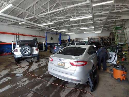 Image of Excellent Low Price Auto Glass