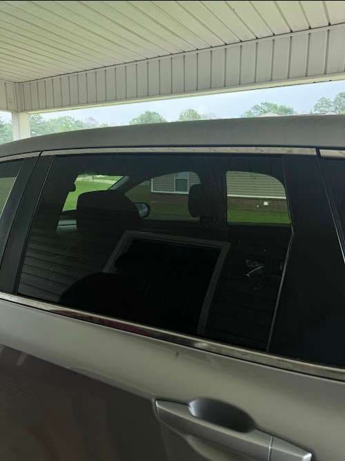 Image of Barnes Auto Glass Co.