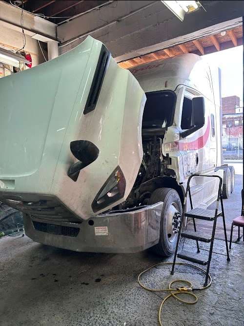 Image of Fija Auto Glass & Mirror