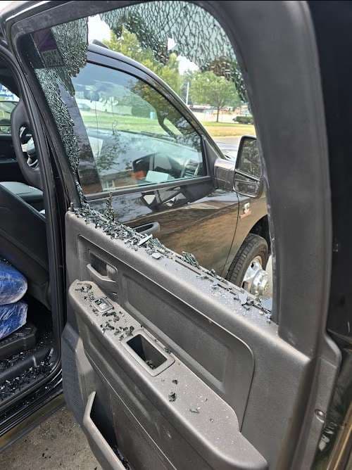 Image of WindshieldHUB