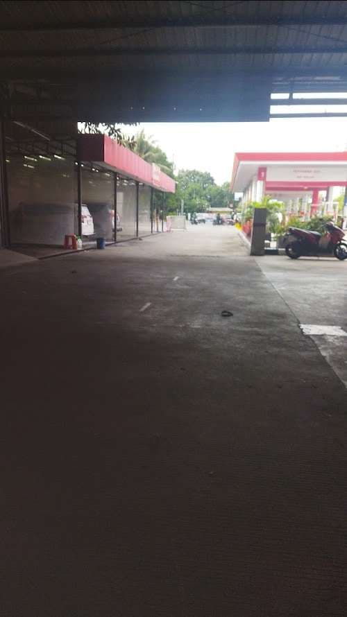 Image of Auto Glass Fitters