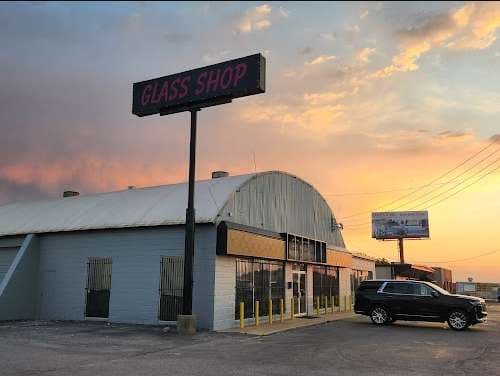 Image of AUTO GLASS SHOP
