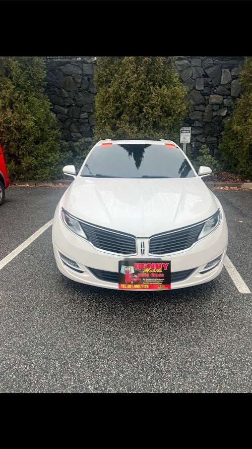 Image of Henry Auto Glass LLC