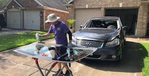 Image of Windshield Fitters