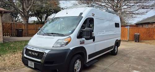 Image of WindshieldHUB