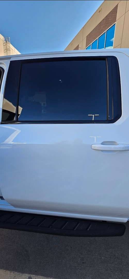 Image of EFFICIENCY AUTO GLASS LLC