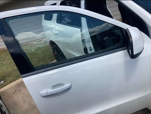 Image of LJ Auto Glass