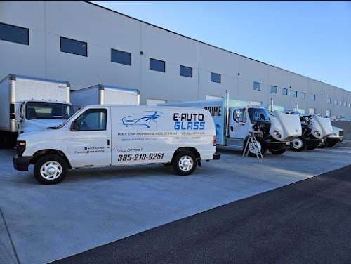 Image of E-AUTOGLASS, LLC - Windshield Replacement