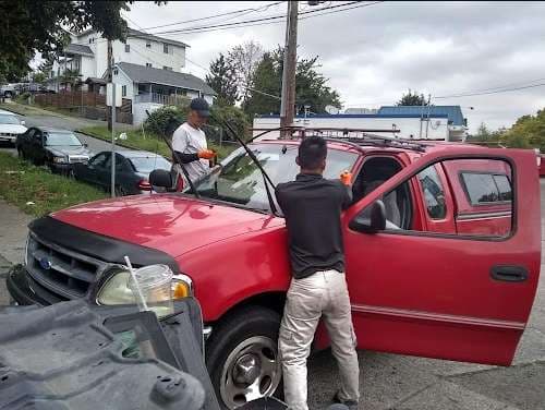 Image of Peter Pan Auto Glass
