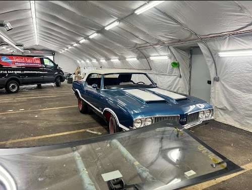 Image of United - Auto Glass